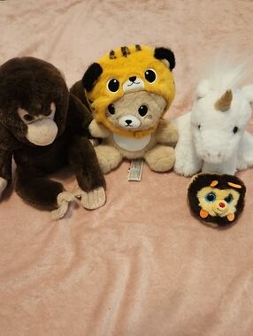 Euc Plush Toy Bundle
